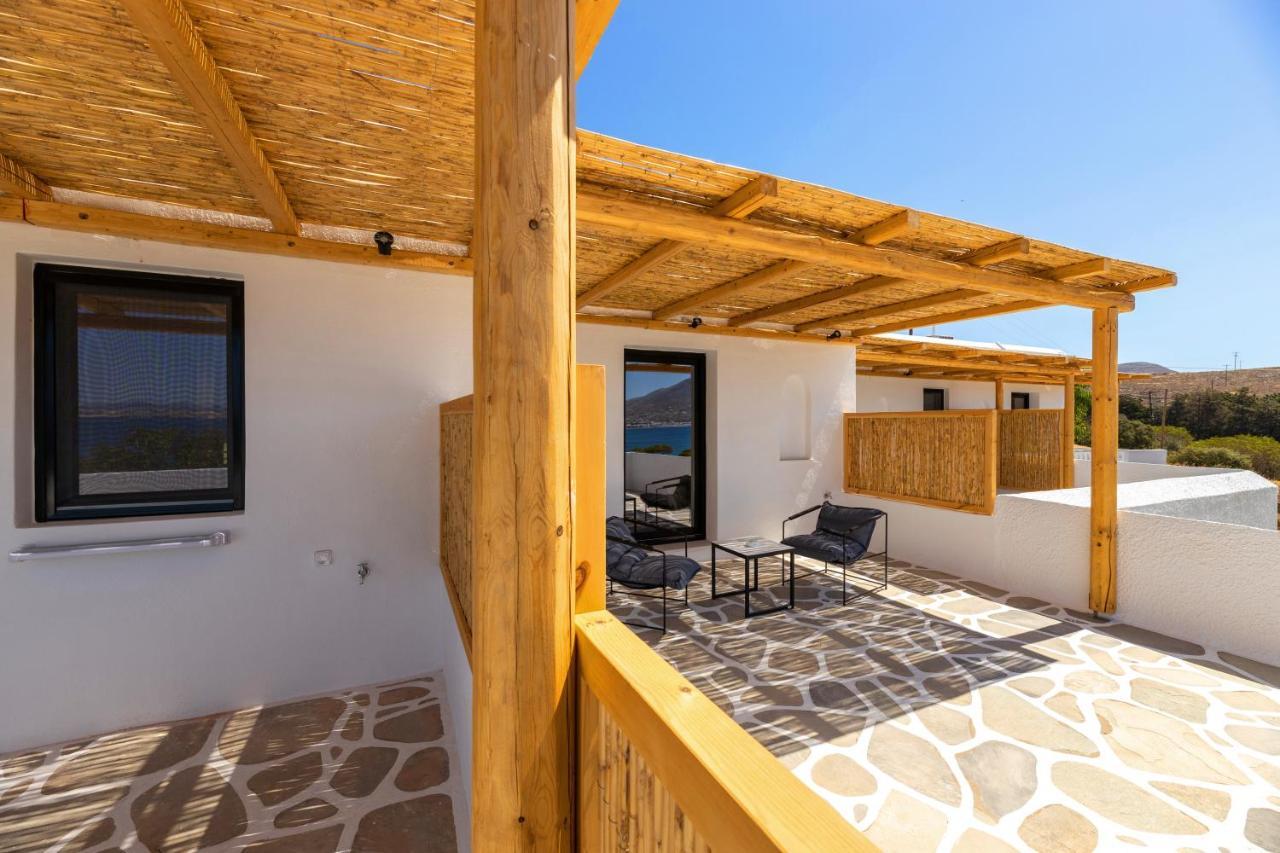 Omilos Beachfront House Парос Екстериор снимка